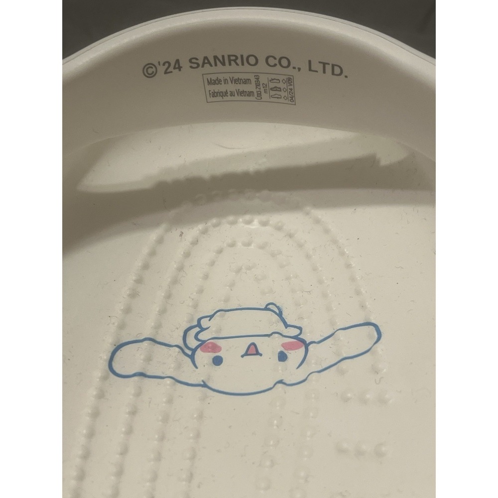 NWT Men's Size 12 Crocs Hello Kitty & Friends Cinnamonroll **Missing A Jibbitz** - Picture 7 of 11